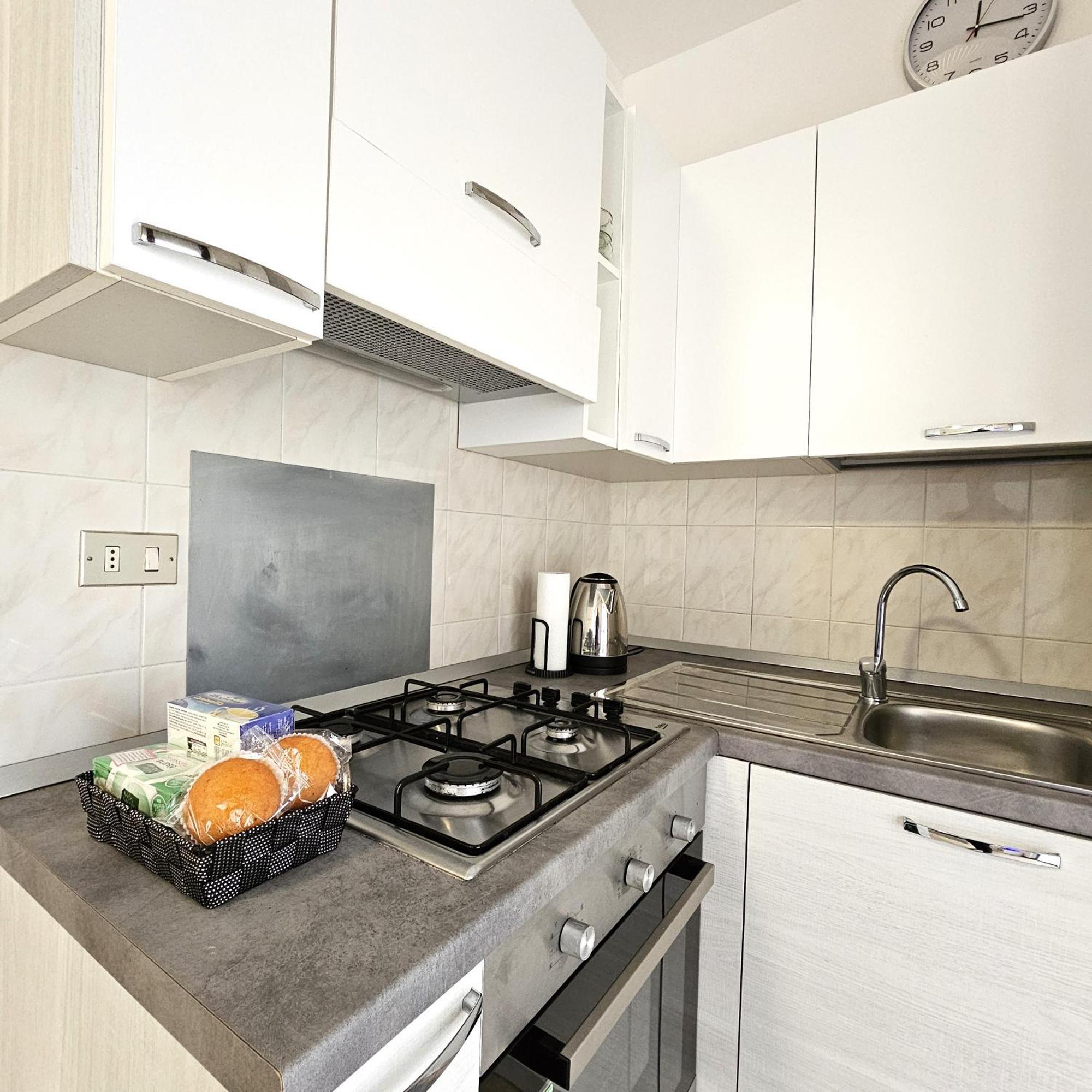Appartamento Moderno Gallarate Bagian luar foto